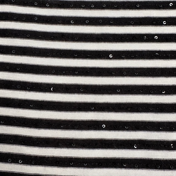 Beautiful Like New Black & White Sequins Stripe Express Dress Size XS 🖤🤍 - Picture 4 of 6